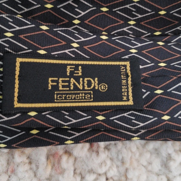 Vintage Fendi tie - Picture 3 of 5